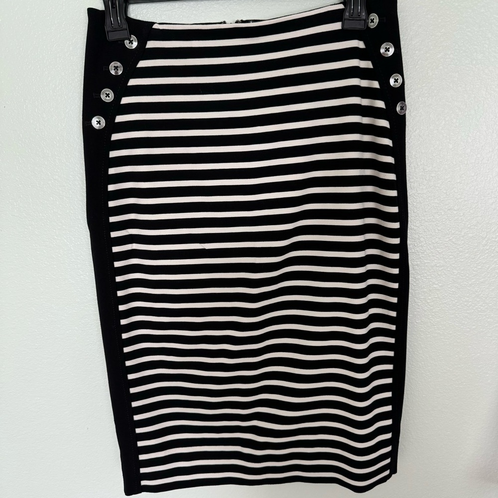 White House Black Market Pencil skirt great for work! Only worn twice.